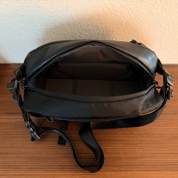 K&F Concept Green Camera Bag - Picture 3 of 4